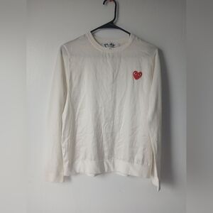 Comme des Garçons PLAY White Crewneck Sweater with Red Heart Logo